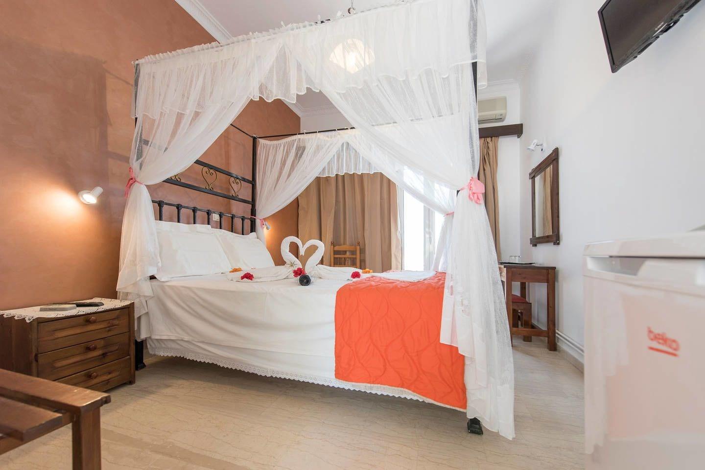 קרטראדוס Hotel Lodos מראה חיצוני תמונה